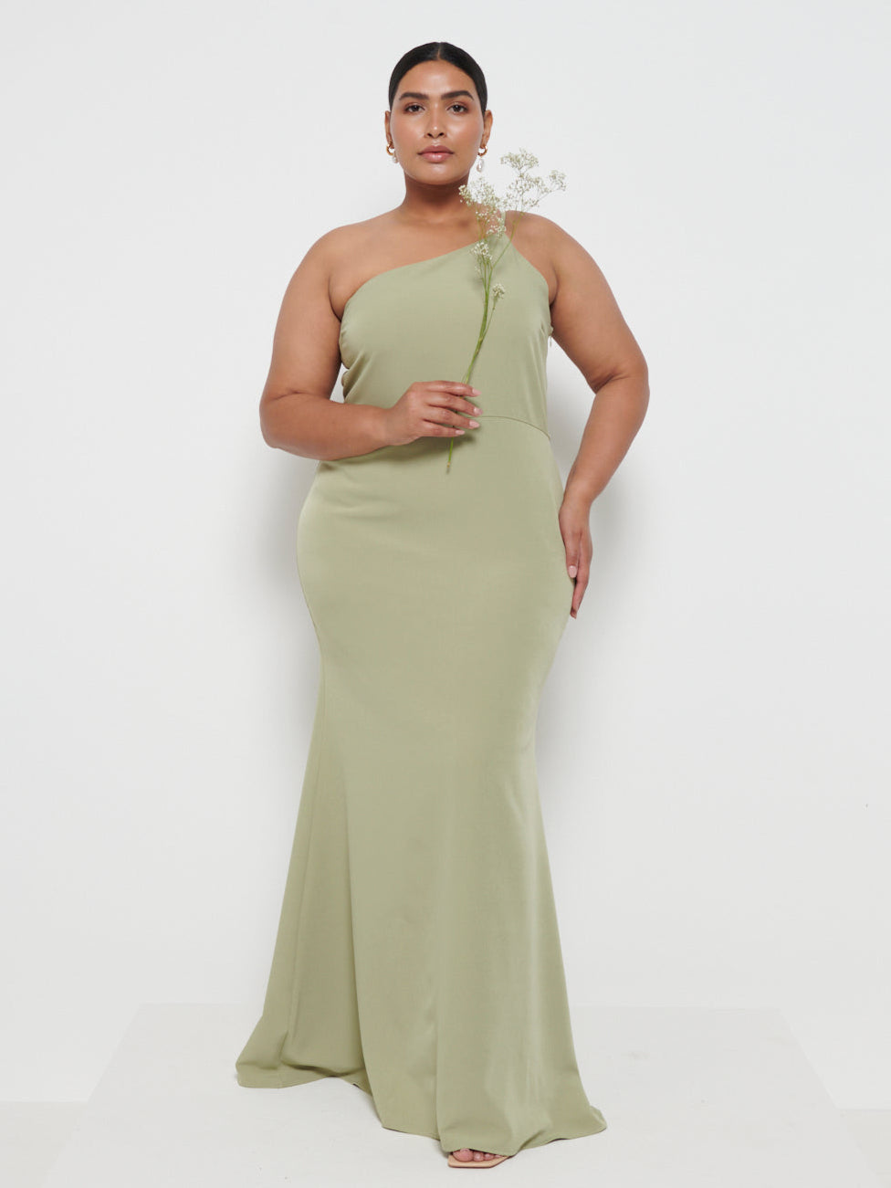 Amelia Crepe Maxi Bridesmaid Dress Curve - Olive