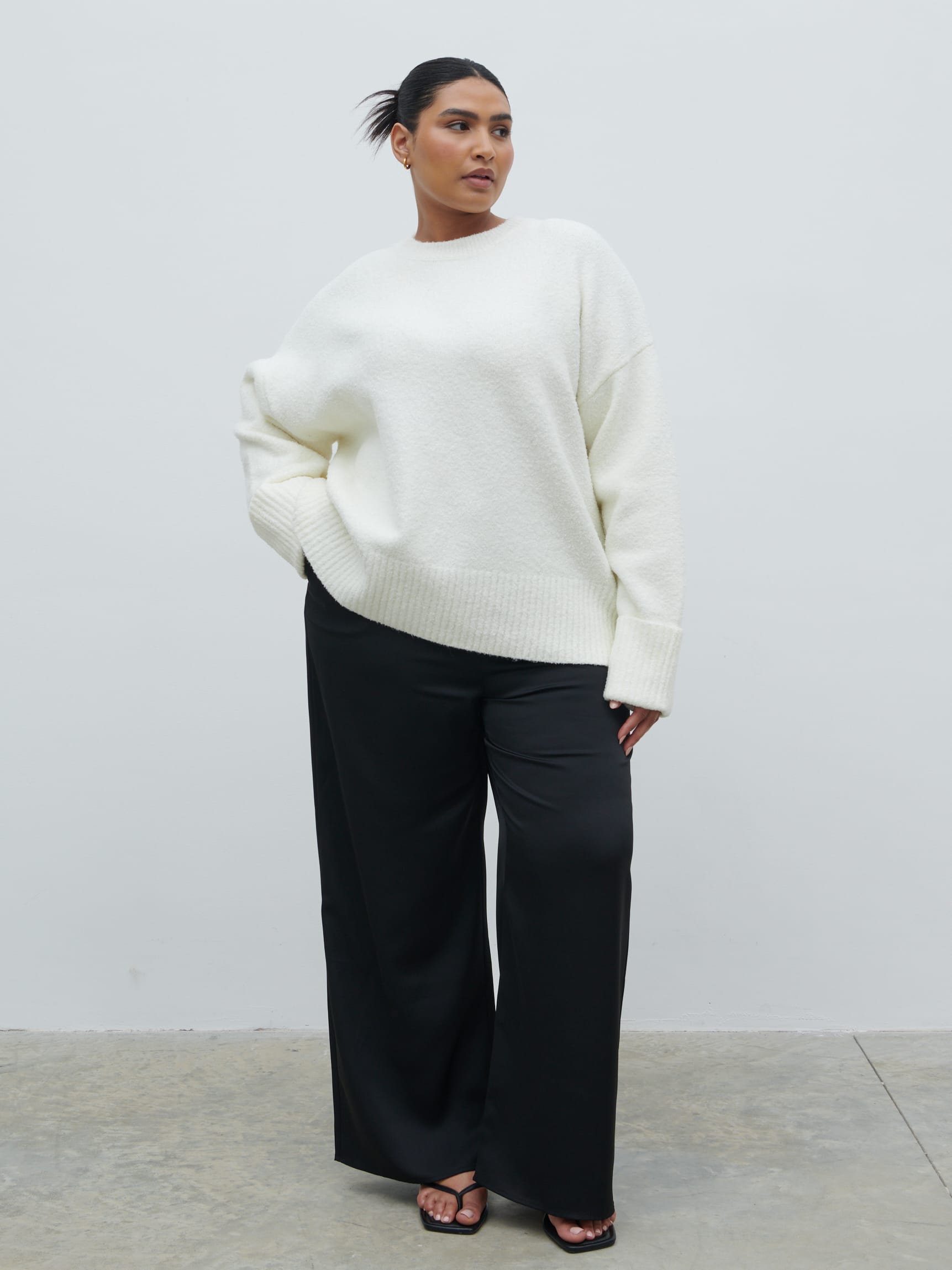 Breya Satin Drawstring Trousers Curve - Black